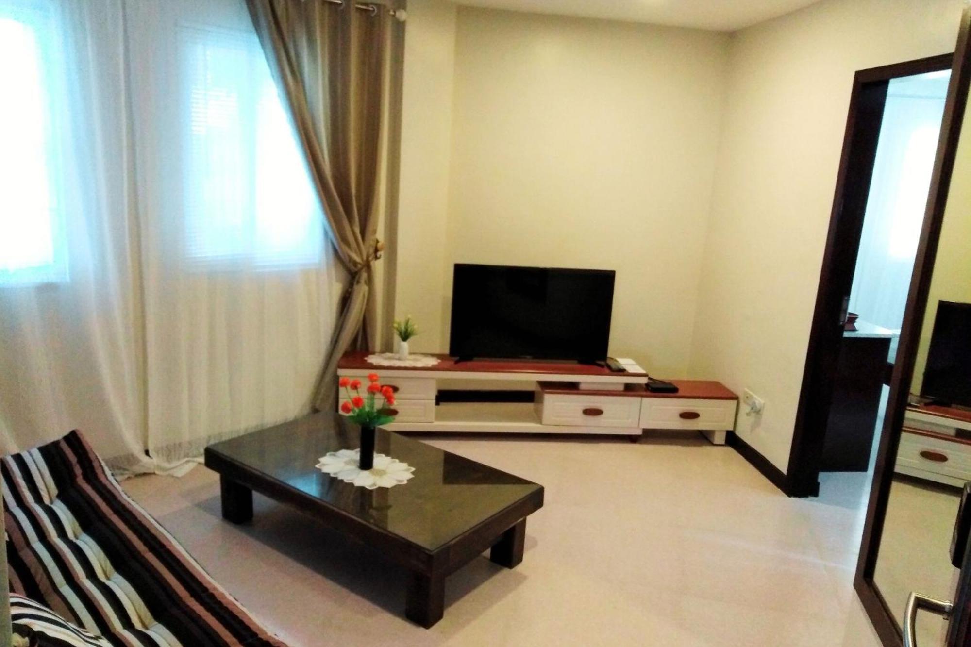 Venezia Suites Hotel Iloilo Room photo