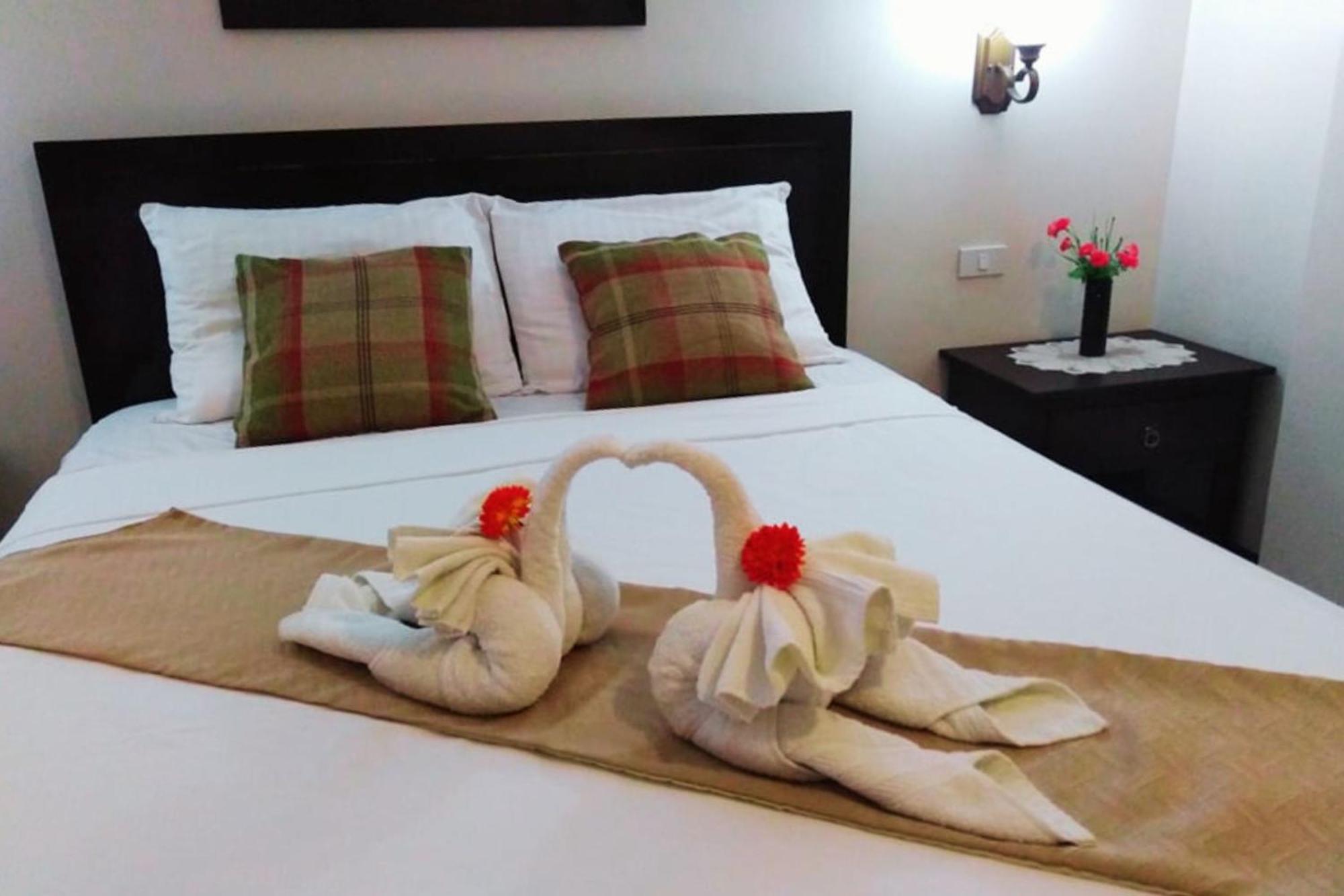 Venezia Suites Hotel Iloilo Room photo