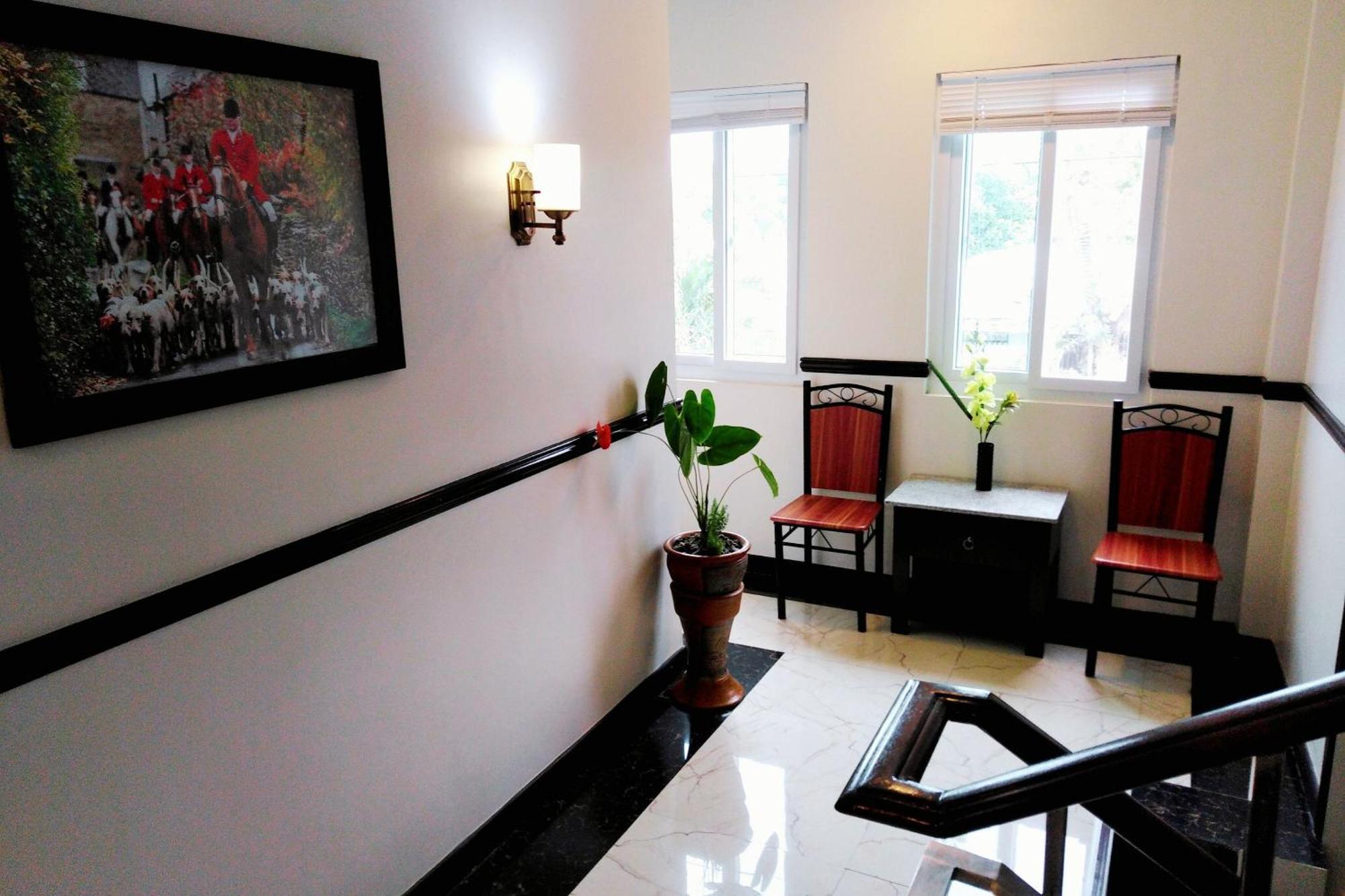 Venezia Suites Hotel Iloilo Exterior photo